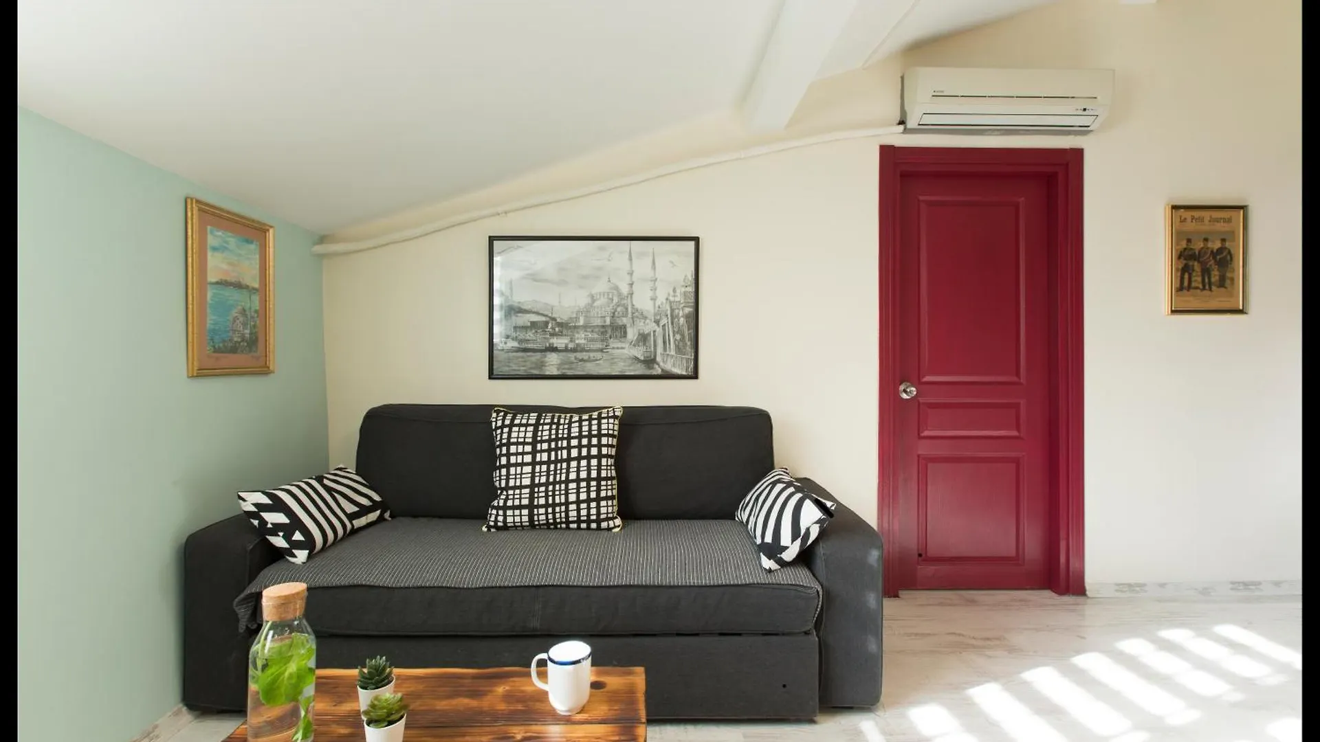 Istanbul Apartment